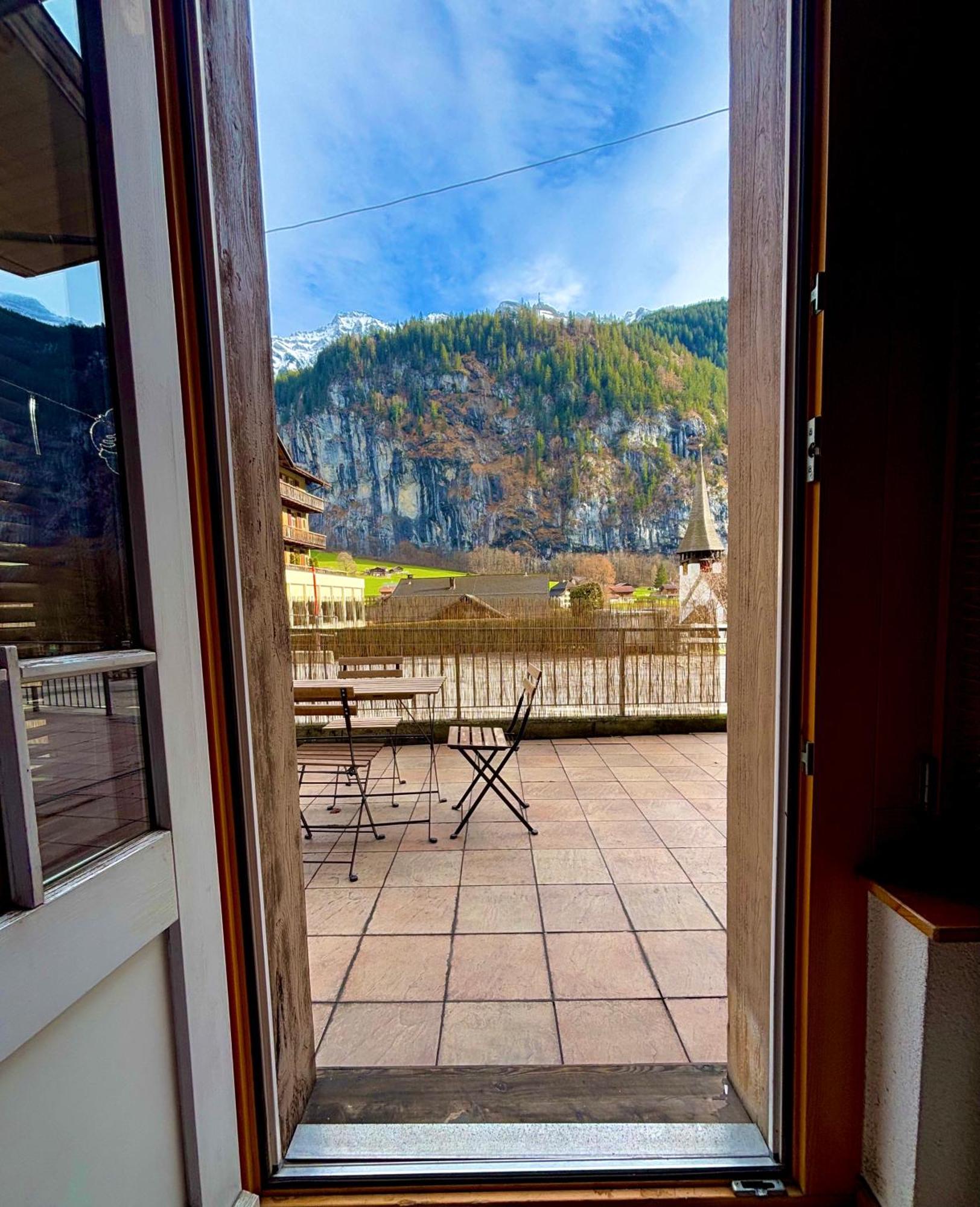 Chalet Rosa B&B Lauterbrunnen Exterior photo